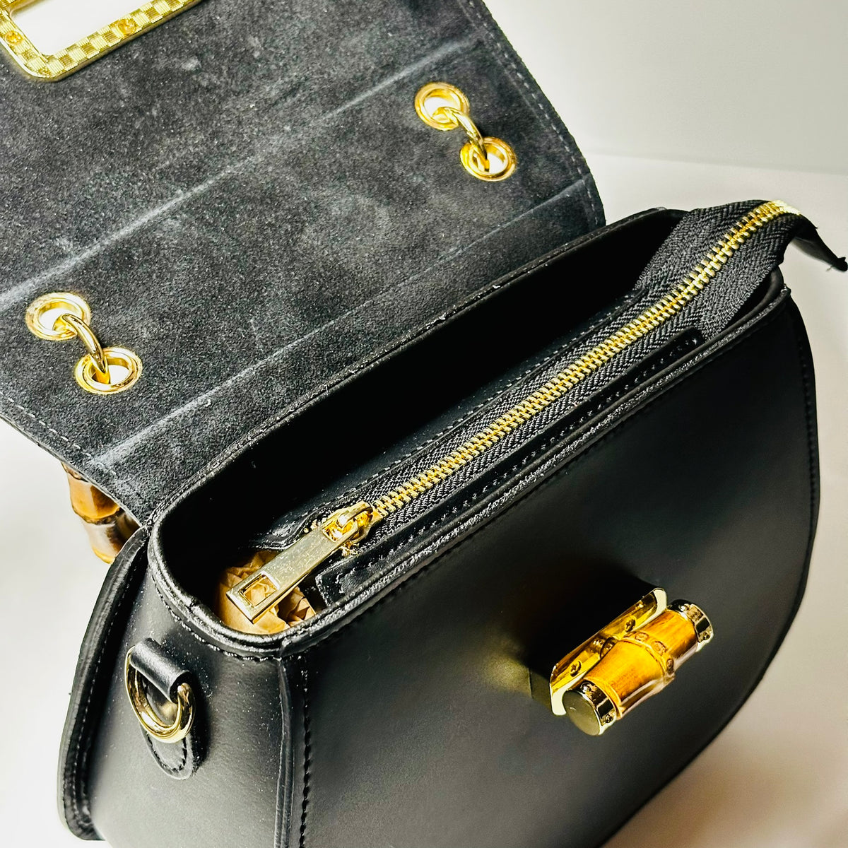 Made in Italy LEATHER HANDBAG WITH BAMBOO HANDLES – The Savage