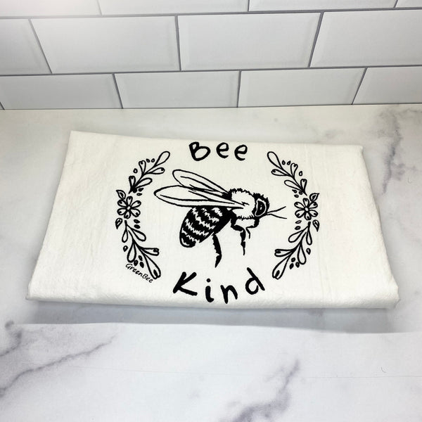 Busy Bee / Kitchen Towel / Flour Sack Towel /farmhouse Tea 